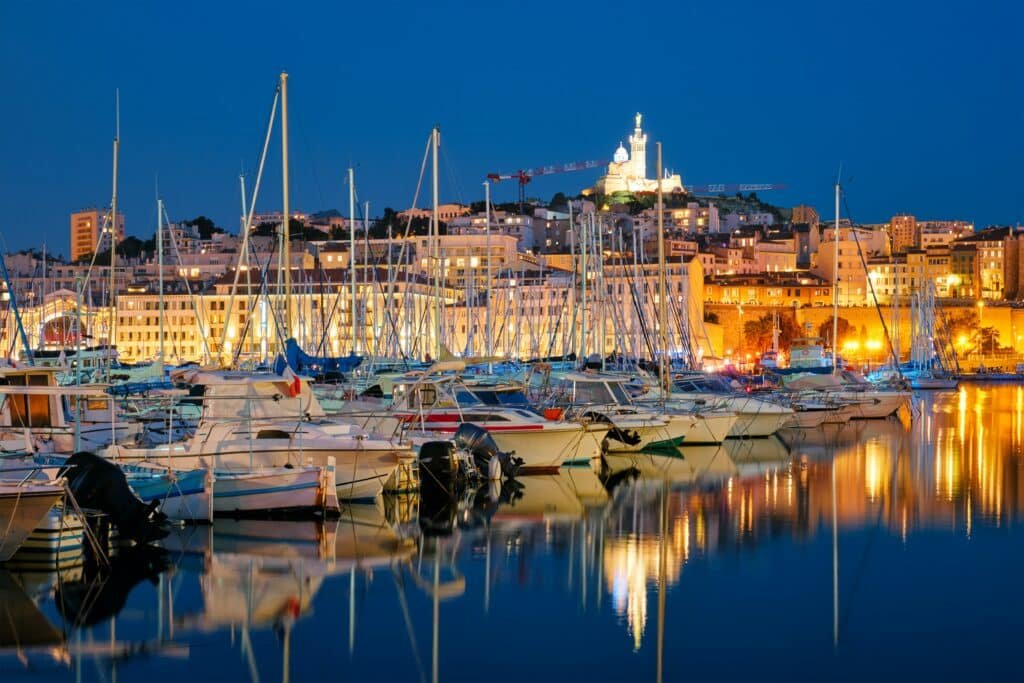 Comment procéder au débarras de votre maison à Marseille ?