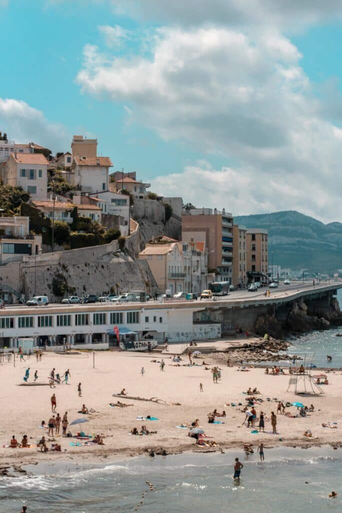 débarras de locaux à Marseille